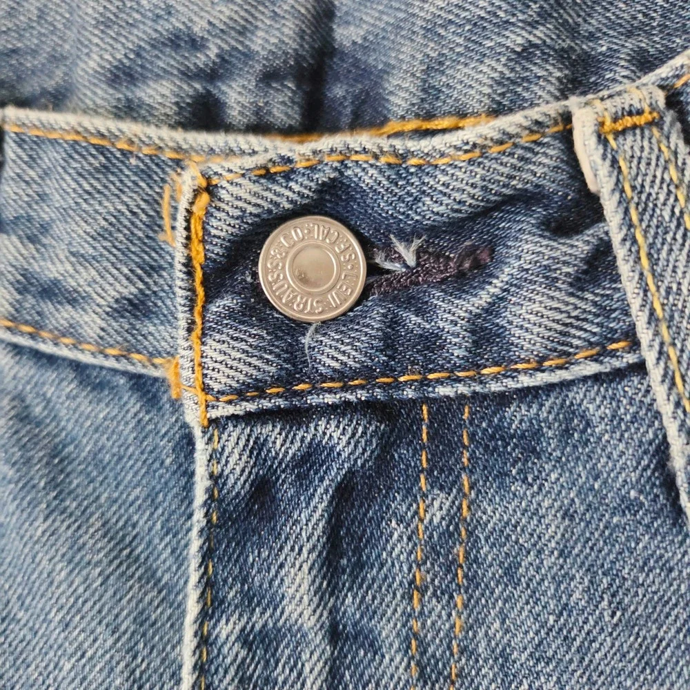 Levis‎ 550 Relaxed Fit Tapered Leg Jeans Mens 34x30 Medium Wash Denim Classic